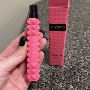 Valentino Donna Born in Roma Travel Spray 0.33 Fl Oz